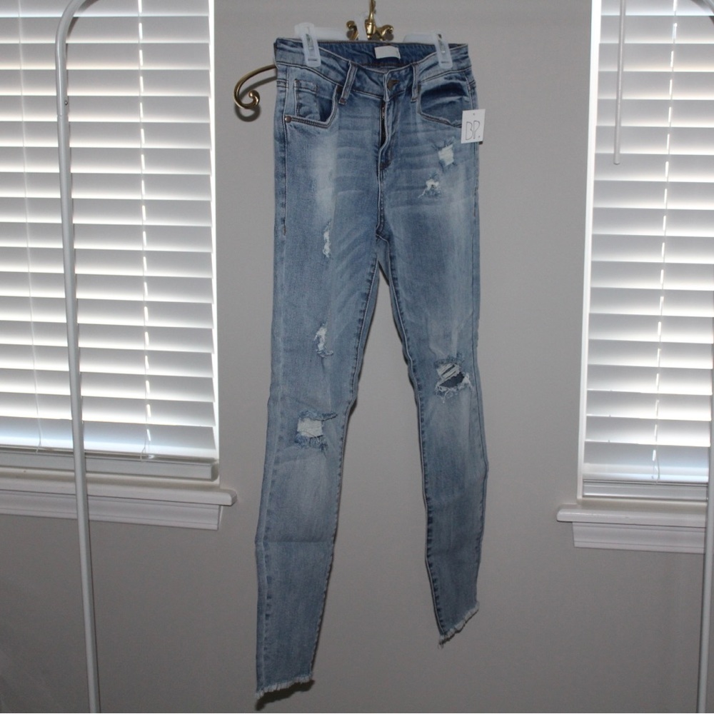 BP. Distressed Skinny Jeans - Picture 13 of 16